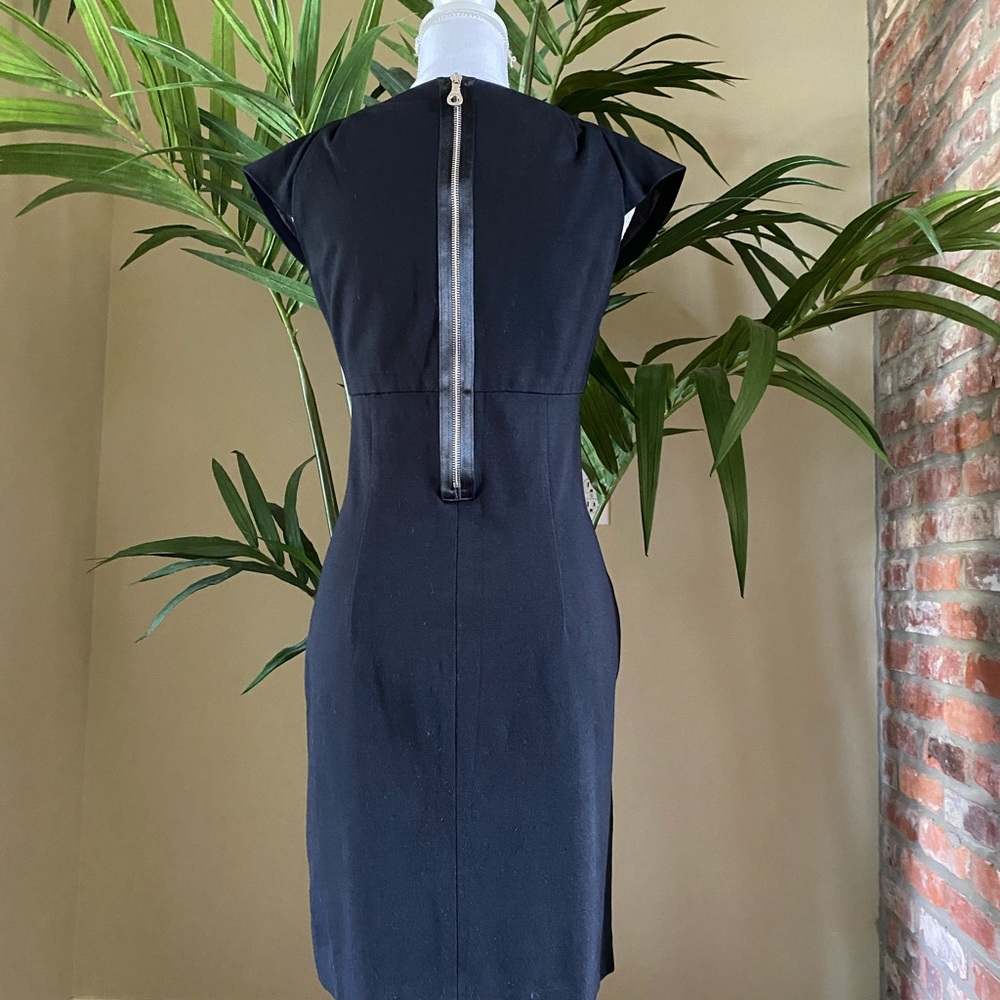 ABAETE DRESS - Picture 3 of 7